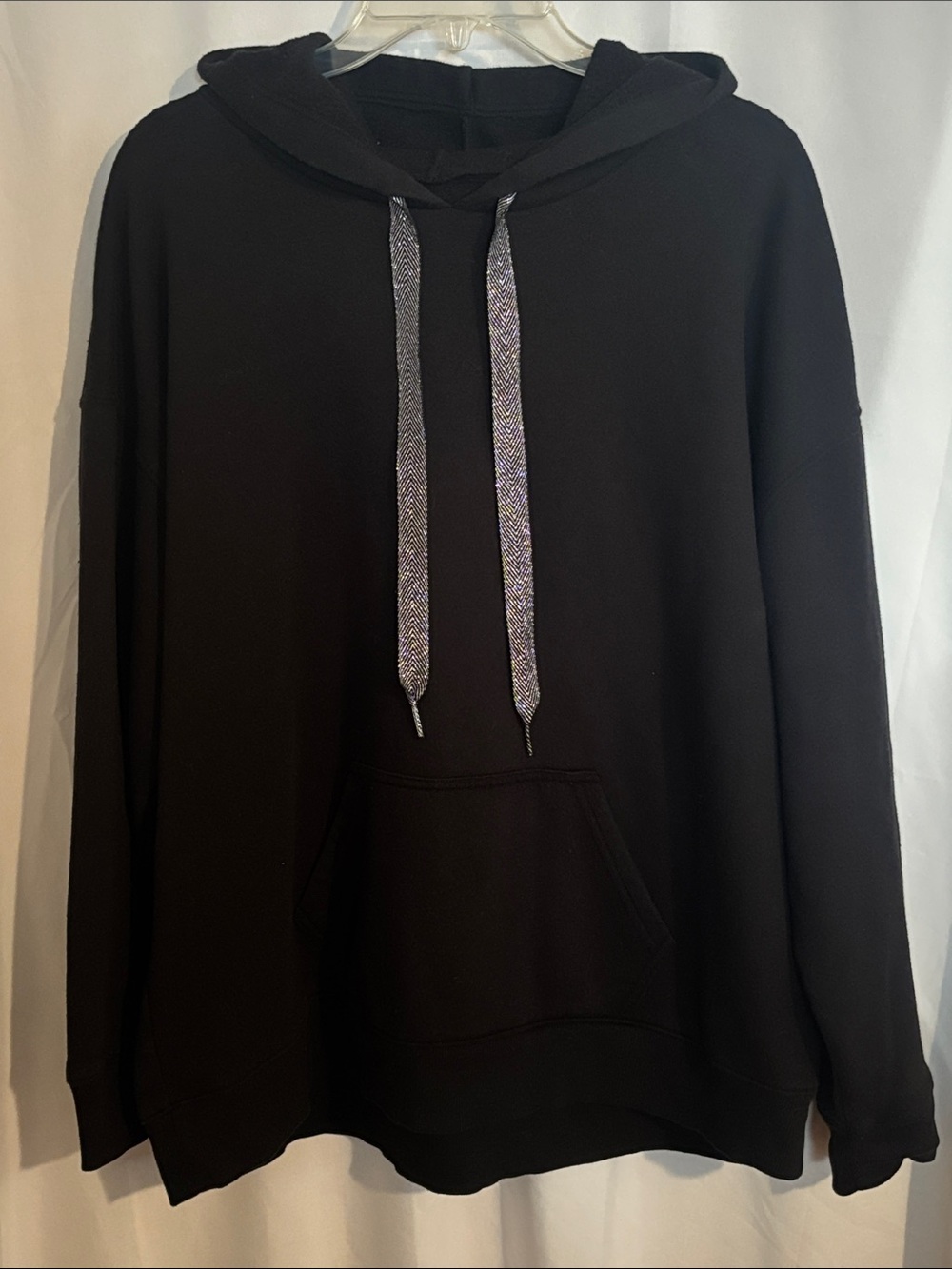 Flirtitude Women’s “LEGEND” Drop Shoulder Hoodie in Black Size XL
